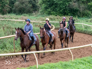 EL270923-49 - Emma Lavelle Stable Visit